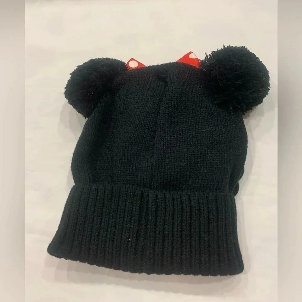 Disney Minnie Mouse hat and gloves set